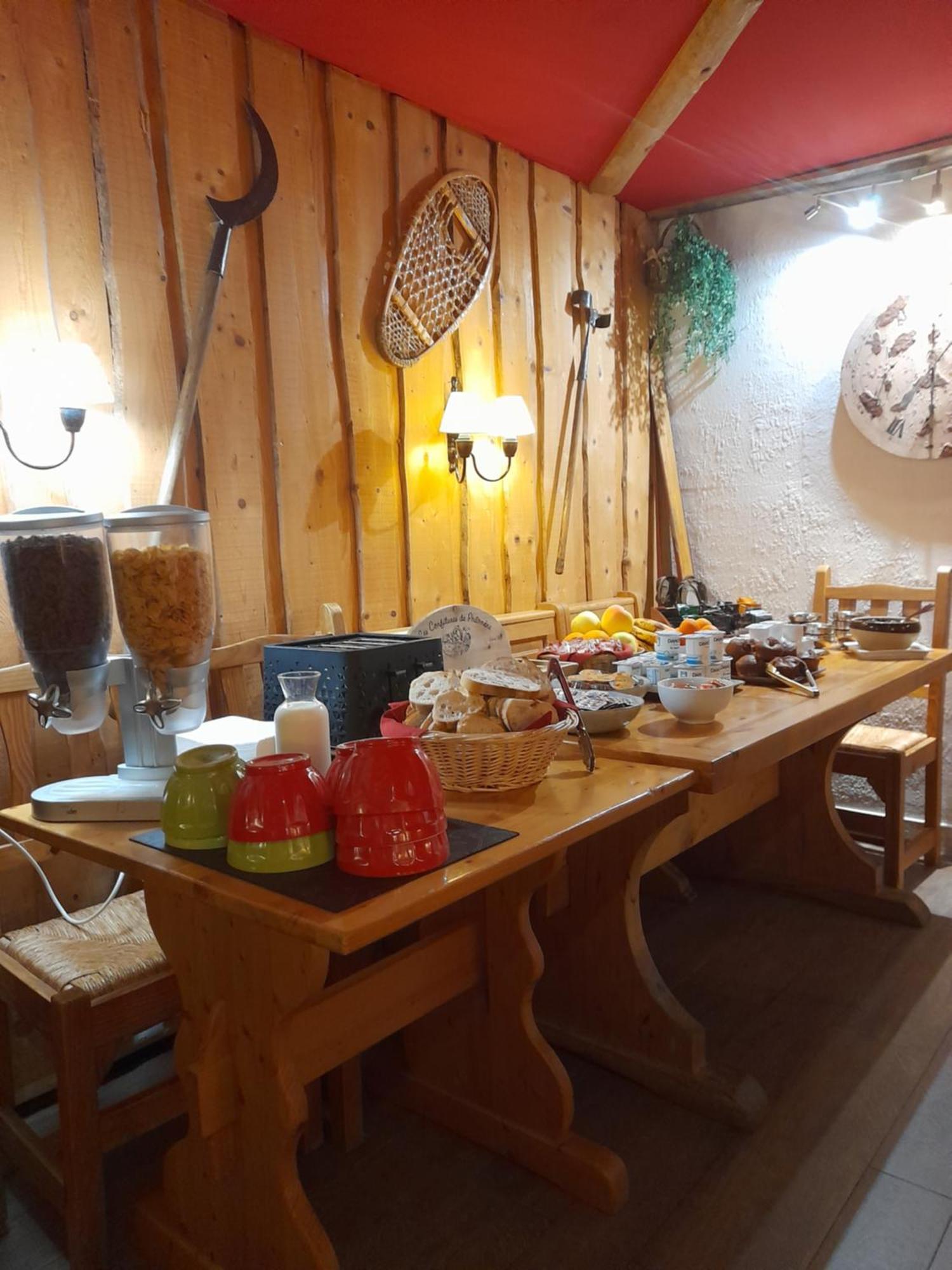 Hotel Du Centre Villard-de-Lans Zewnętrze zdjęcie